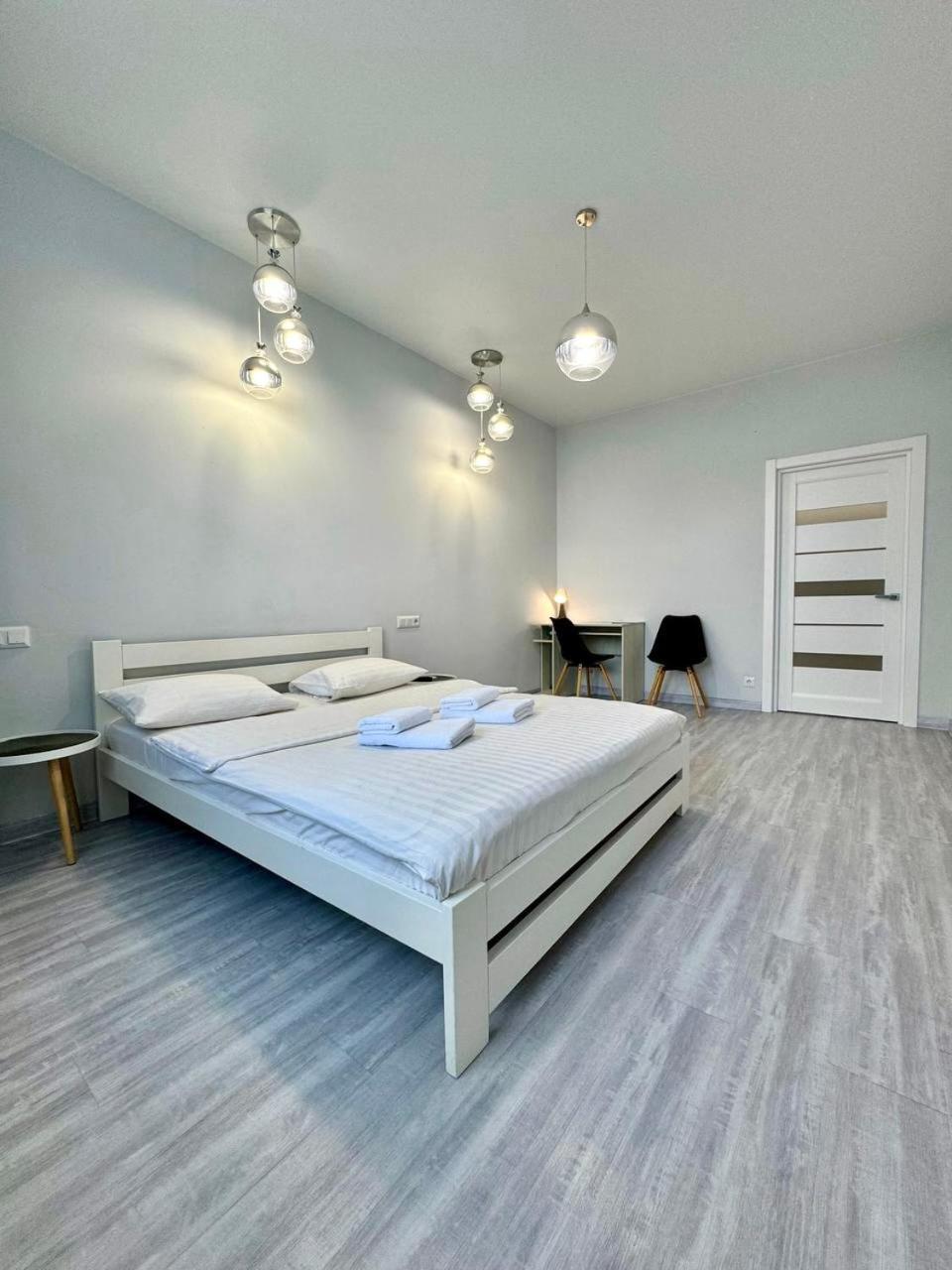 Apartpoltava Жк "Пилипа Орлика,26" Business Апартаменти З Неймовірною Панорамою - Led Дзеркало -Тропічний Душ Exterior photo
