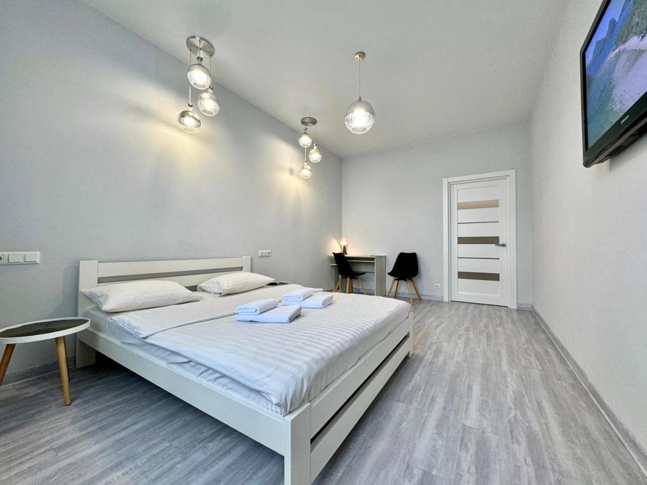 Apartpoltava Жк "Пилипа Орлика,26" Business Апартаменти З Неймовірною Панорамою - Led Дзеркало -Тропічний Душ Exterior photo